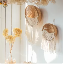 ديكورات جدارية